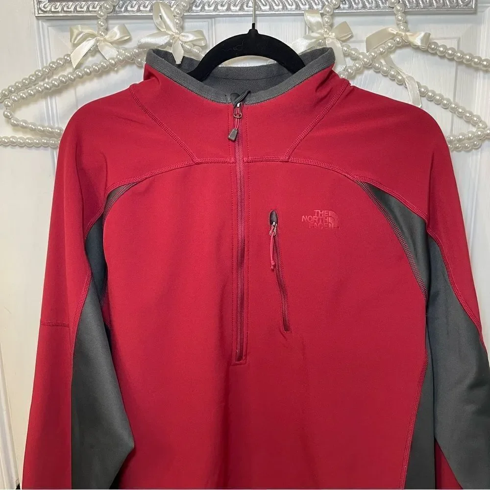 The North Face Men's Red and Gray Soft Shell 1/4 Zip Fleece Lined Pullover
